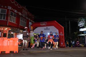 BIB: 
                            <button type="button" onclick="openModal(26259458)" class="btn btn-primary btn-sm float-right btn-popup" data-toggle="modal" data-target=".modal-high-quality">
                        <i class="fas fa-shopping-cart"></i> Add to Cart
                    </button>
                                            <button type="button" onclick="isThisMe(26259458, true)" class="btn btn-success btn-sm float-right btn-popup btn-isme hidden" data-toggle="tooltip" data-placement="bottom" title="นี่คือรูปของคุณใช่ไหม คลิกที่นี่เพื่อเอาเข้าอัลบั้ม">
                        <i class="fas fa-plus"></i> Add to album
                    </button>
                    <button type="button" onclick="isThisMe(26259458, false)" class="btn btn-warning btn-sm float-right btn-popup btn-isnotme hidden">
                        <i class="fas fa-ban"></i> Remove from album
                    </button>